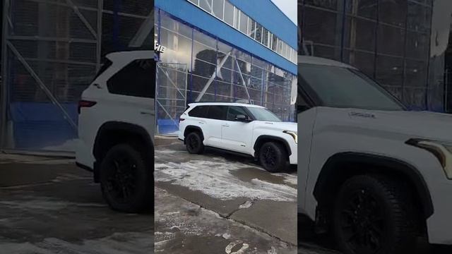 + 1 Happy client ⚡️   Новая Toyota Sequoia TRD PRO выдана своему счастливому владельцу