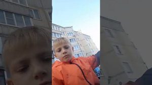 пробую Кириешки со вкусом шашлыка