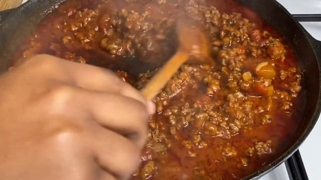LASAGNA EASY RECIPE || TERRI-ANN’S KITCHEN