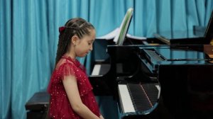 Вараксина Аделина, 8 лет. Отчётный концерт 19.05.2024.