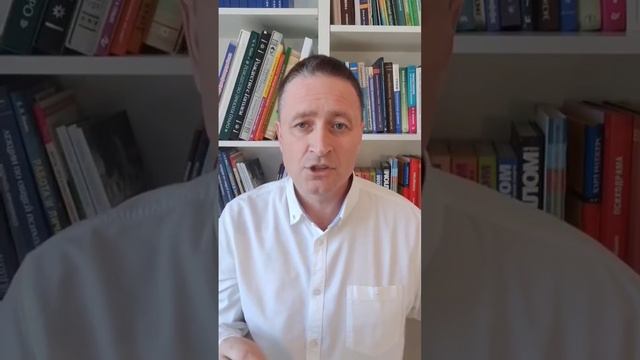 Выбор и доверие. #гештальттерапия #psihologvlg #онлайнпсихолог #гештальт #выбор #доверие смотреть онлайн