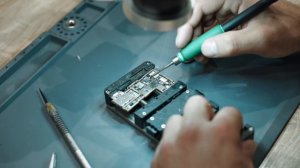 Ремонт iPhone 13 Pro Max - нет сети, ребол модема в Иркутске