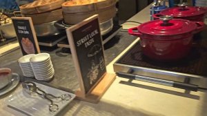 hotel grand Mercure Phuket Patong breakfast buffet