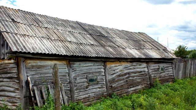 Ведьма в деревне не дает житья. смотреть онлайн