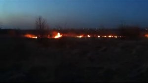 Пожар  Горит поле