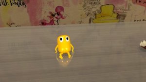 Живая капсула в  киндере.