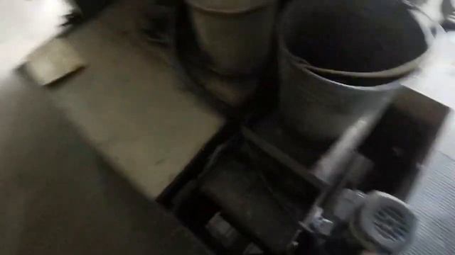 Станок универсальный резьбошлифовальный 5К822В