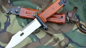 Почему советский штык-нож 6х4 к автомату Калашникова очень тупой