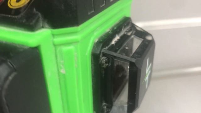 Лазерный уровень зелёный смотреть онлайн
