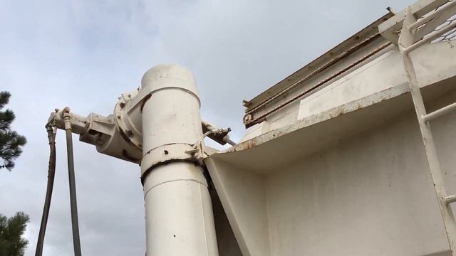 1986 GMC BRIGADIER 30 Ton Bulk Feed Truck смотреть онлайн