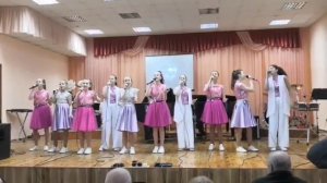 "Просто жить"