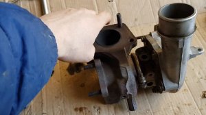 Снятие турбины Мазда СХ-7. Другой способ. 3 часть