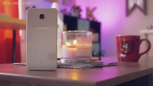 ЭТО ЛУЧШИЙ SAMSUNG В ИСТОРИИ! Стоит брать!