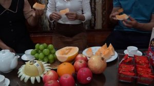 Robert meets girlfriend and is about to get married. Green forest life