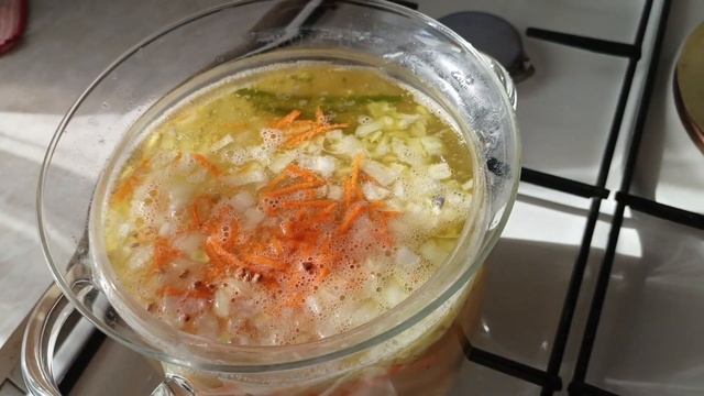 БЫСТРЫЙ СУП ИЗ РЫБНОЙ КОНСЕРВЫ С ГРЕЧНЕВОЙ КРУПОЙ. ВКУСНЫЙ ! смотреть онлайн