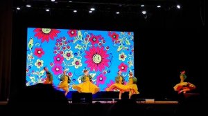 Танец - "Летят утки, да два гуся", танцевальный коллектив "Фантазия". г. Приморско-Ахтарск. часть 8