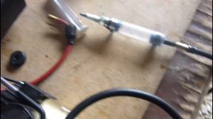 Простой тестер для проверки свечей зажигания под давлением своими руками.