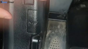 🚗 BMW X4 F26 2014–2021 OBD2 Diagnostic Port Location 👨🔧