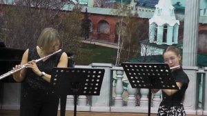 И.С.Бах, Сюита №2 си минор, (Менуэт, Шутка)/J.S.Bach, Suite no.2, Menuet, Badinerie