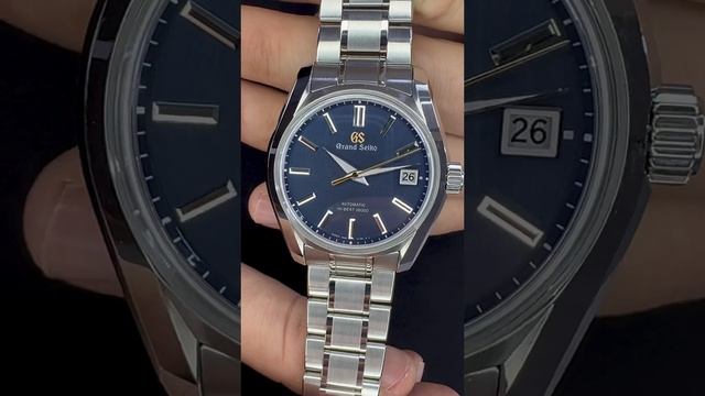 47 Grand Seiko осень