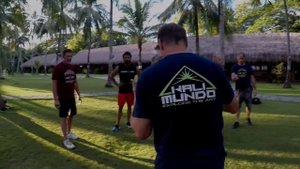 German Chief Police Instructor: On Knife Defense!