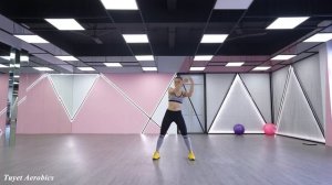 Tuyet Aerobics 220514