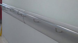 Ходьба с опорой на трость и перила