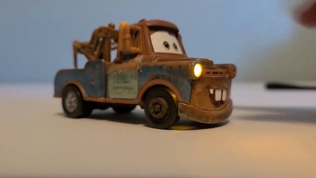 Disney Pixar Cars - Lights and Sound Mater the Tow Truck смотреть онлайн