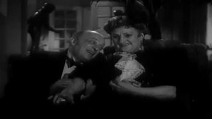 И вот этот поросеночек рос, рос и выросла такая большая