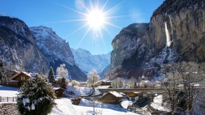Лаутербруннен, Швейцария 4K — прогулка по снегу в самой красивой швейцарской деревне