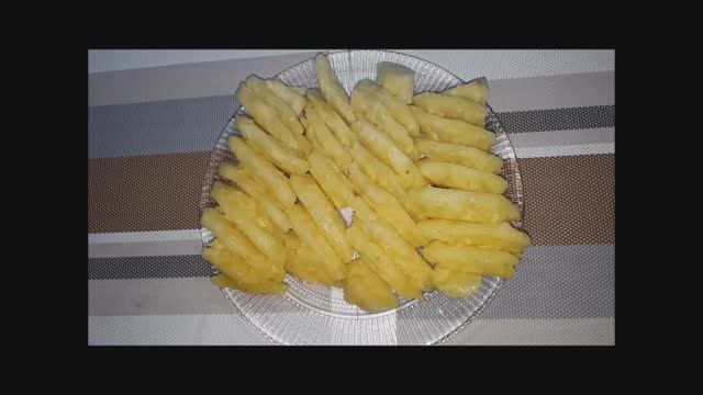 Как почистить и красиво порезать ананас