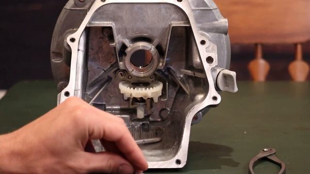 14 Honda GC Governor Removal