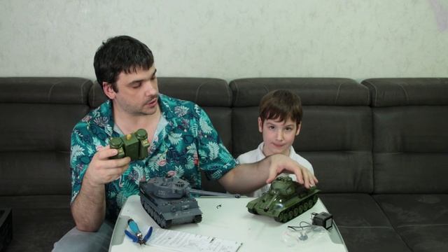 Танковый бой радиоуправляемый игровой набор Т34 vs Тигр