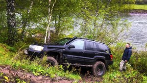РОКОВАЯ Ошибка! Если бы не берëза... Jeep Grand Cherokee стянуло в обрыв. Фильм "Пункт Назначения"