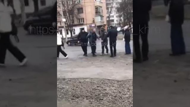Людоловы-тцкашники на Украине отлавливают свободных украинцев.