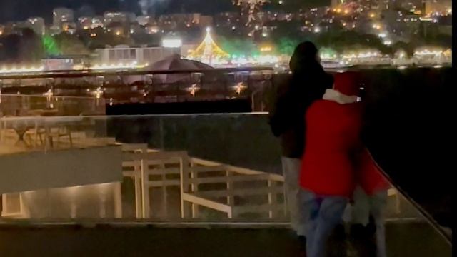 Новогодний салют в Геленджике (01-01-2025) смотреть онлайн