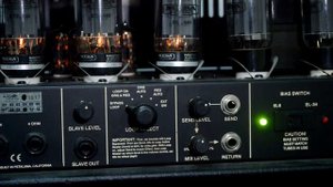 Review Mesa Boogie Triple Rectifier 4x12 Oversized