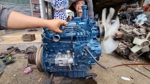 Kubota V1405 engine