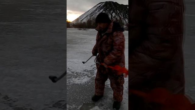 Новая игрушка для рыбака.