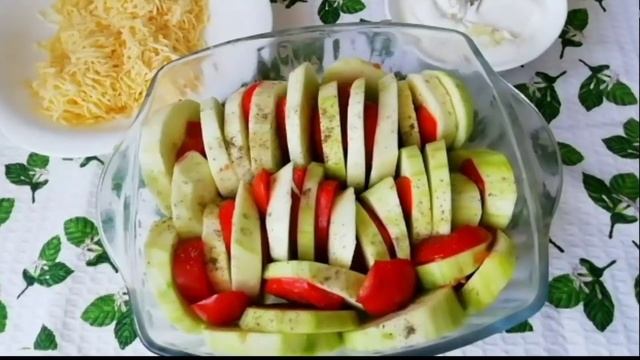 КАБАЧКИ запеченые с помидорами и сыром