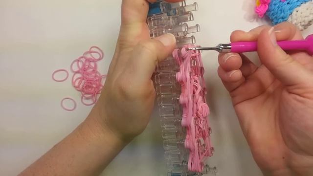 3-D Happy Cupcake Tutorial (Rainbow Loom)