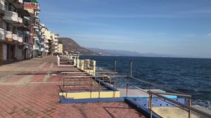 По Крыму пешком из Пушкино через Утёс в Алушту вдоль моря. Новогодняя набережная Алушты