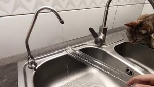 Опыт 1. Левитация. Управление водой. Магия наэлектризованных предметов.