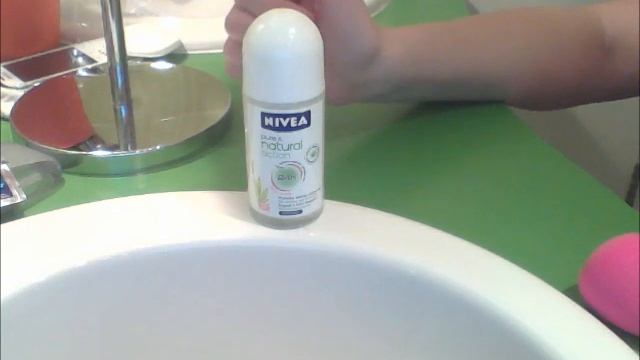 DEZODORANT W KULCE NIVEA PURE & NATURAL ACTION LOTUS 24H BEZ ALUMINIUM