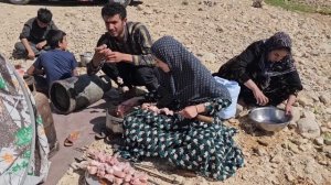 The moments of Hassan and Hamid's separation: Iranian nomadic life