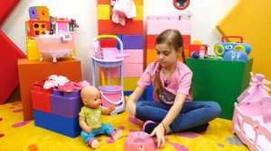 Играем в магазин с Беби Бон — выбираем вещи для дома! Видео для девочек игры в куклы Baby Born