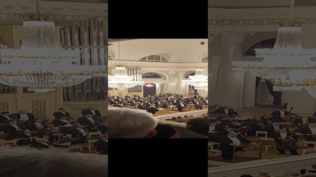 Овации дирижёру в филармонии СПб 31.12.24 смотреть онлайн