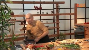 Суон Хэу Чуа Нгот. Свиные рёбрышки в кисло-сладком соусе
