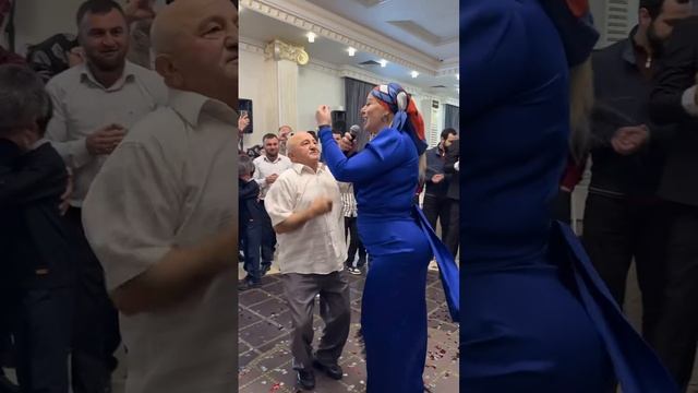 Мужику 70 лет как он зажигает на свадьбе 👏👍 смотреть онлайн