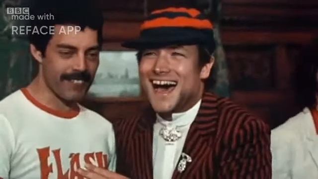 rami malek as freddie mercury and taron egerton as elton john смотреть онлайн